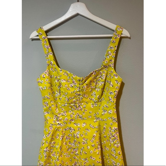 Nicholas Kiki Dress in Hastings Floral Print. - Picture 6 of 8